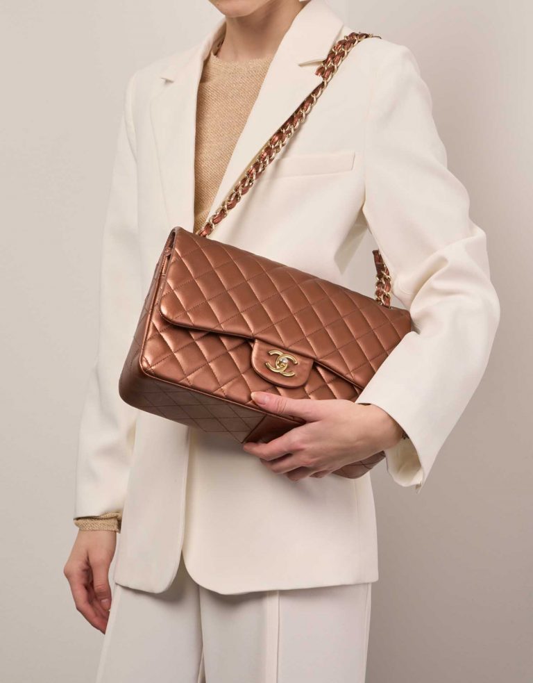 Chanel Timeless Jumbo Copper Sizes Worn | Sell your designer bag on Saclab.com