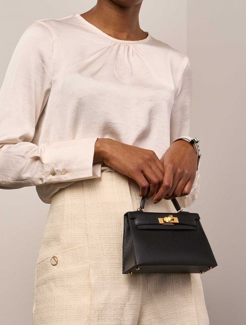 Hermès Kelly Mini Black Sizes Worn | Sell your designer bag on Saclab.com