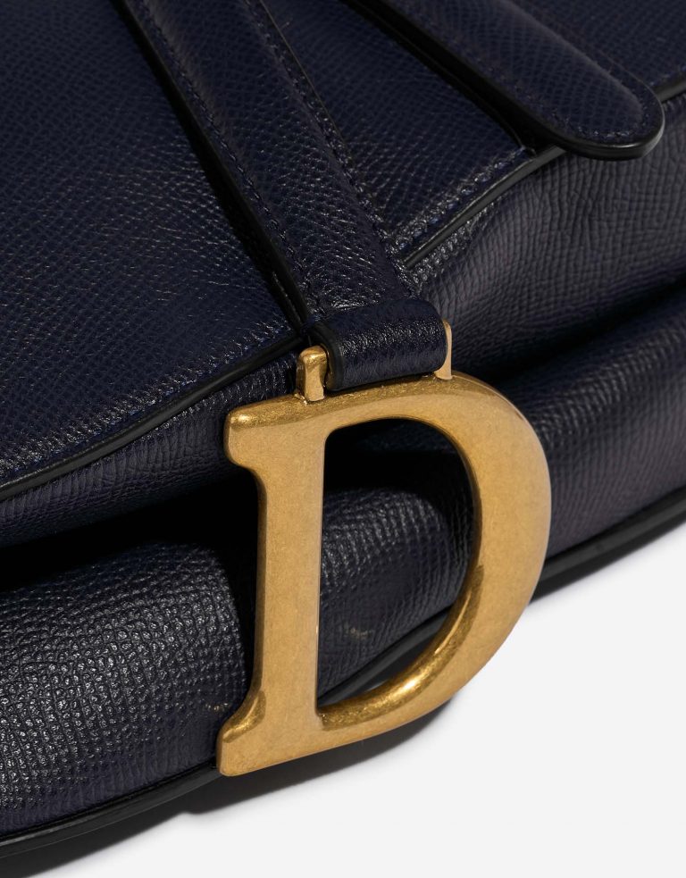 Dior Saddle Medium DarkBlue Closing System  | Sell your designer bag on Saclab.com