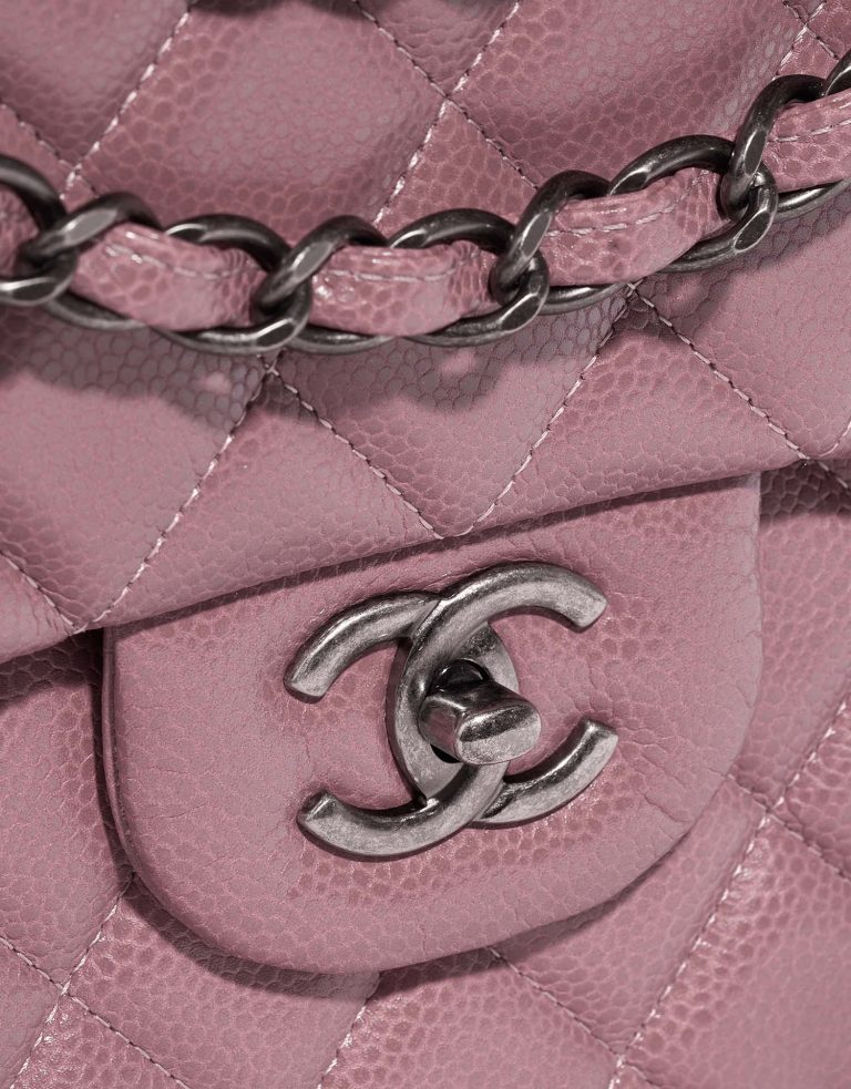Chanel Timeless Jumbo Lavender Closing System  | Sell your designer bag on Saclab.com