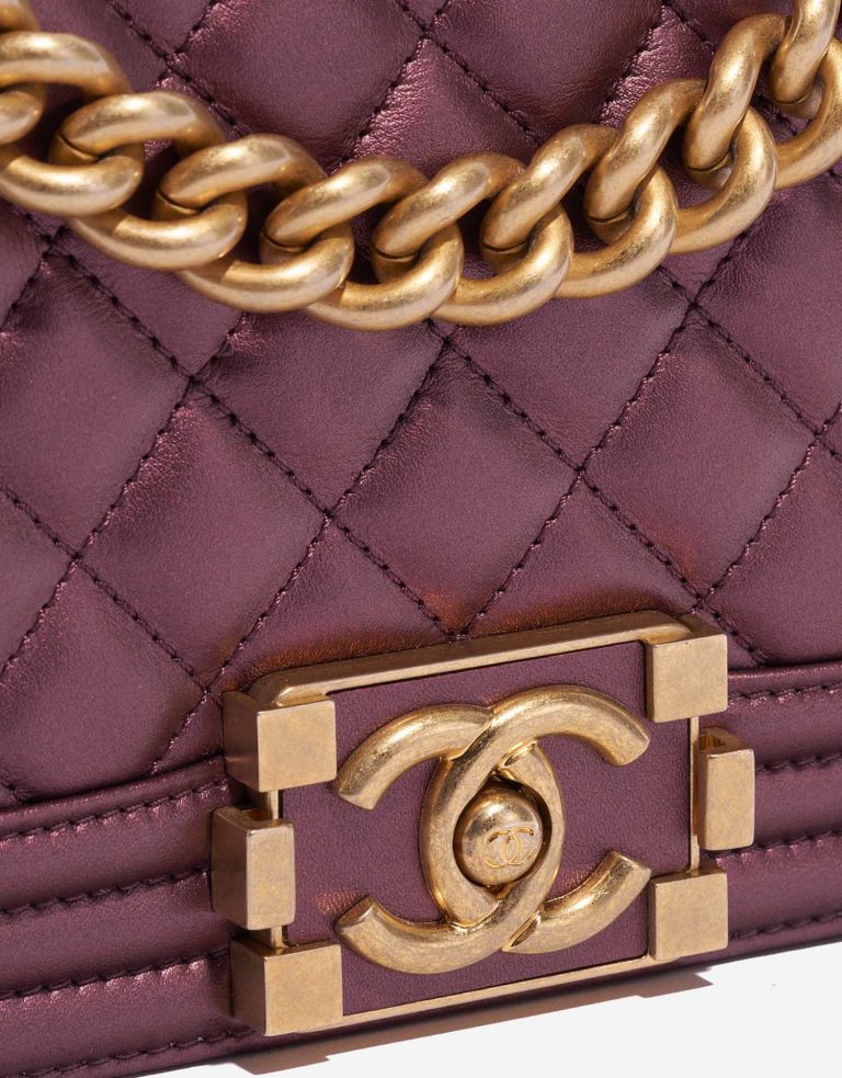 Chanel Boy NewMedium MetallicRoseGold Closing System  | Sell your designer bag on Saclab.com