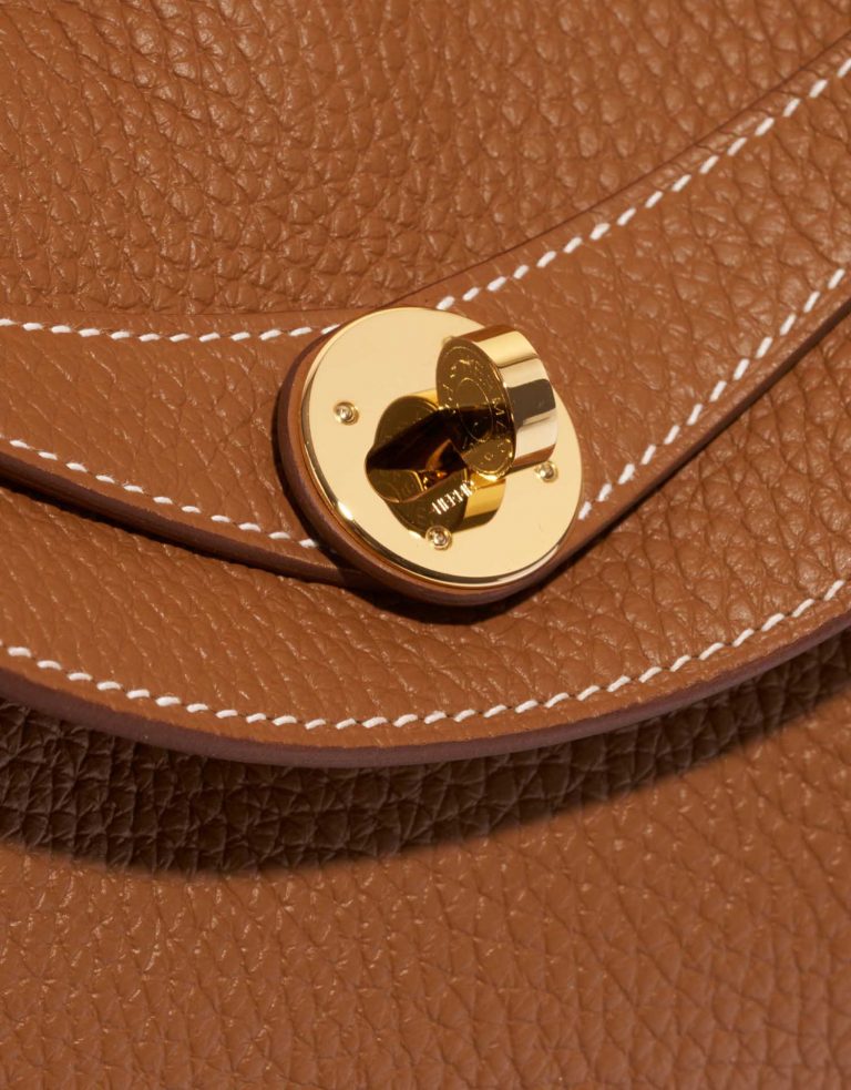 Hermès Lindy 30 Gold Closing System  | Sell your designer bag on Saclab.com