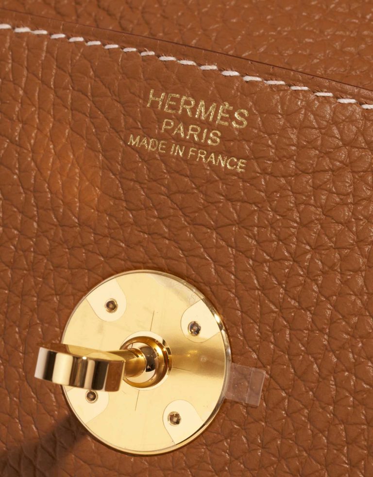 Hermès Lindy 30 Gold Logo  | Sell your designer bag on Saclab.com