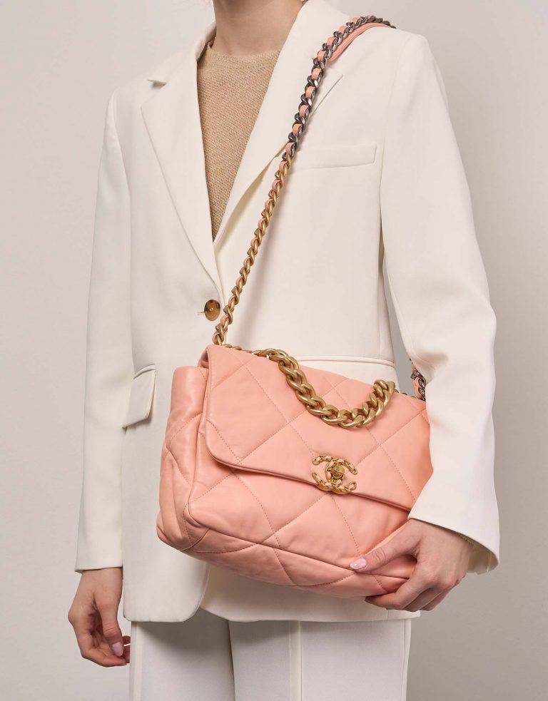 Chanel 19 Flap Bag Large Lamb Peach Front | Sell your designer bag