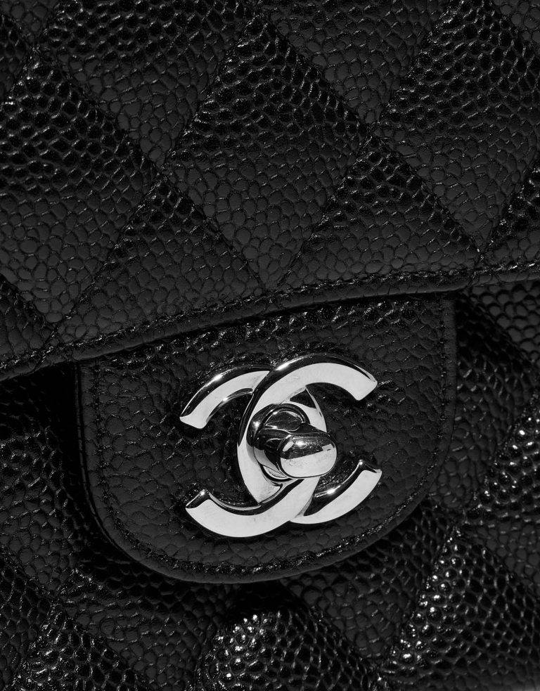Chanel Timeless Medium Black Closing System  | Sell your designer bag on Saclab.com