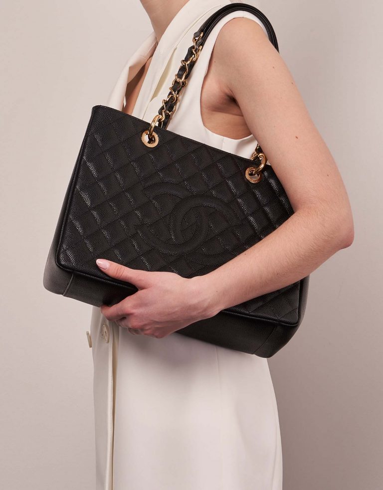 Chanel ShoppingTote GST Black Sizes Worn | Sell your designer bag on Saclab.com