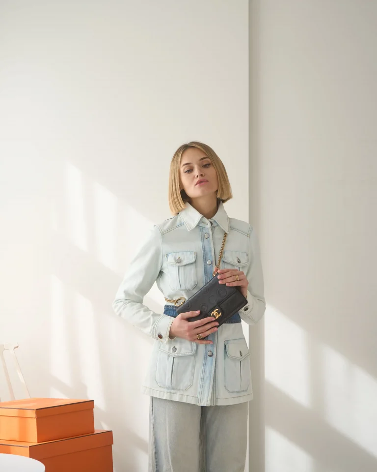 Olga Löffler | Pre-owned Chanel Classic Flap bag