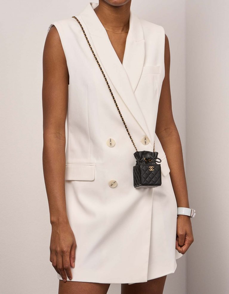 Chanel TimelessDrawstring Black 1M | Sell your designer bag on Saclab.com