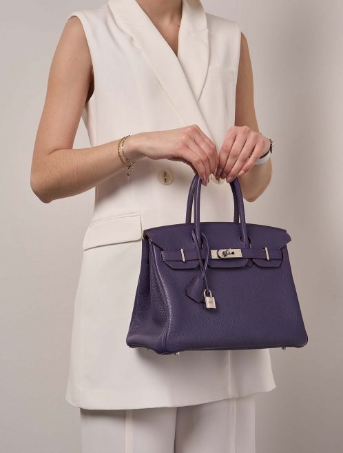 Hermès Birkin 30 Iris Sizes Worn | Sell your designer bag on Saclab.com