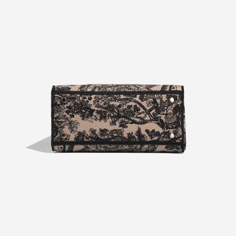 Dior Lady Medium Beige-Black Bottom  | Sell your designer bag on Saclab.com