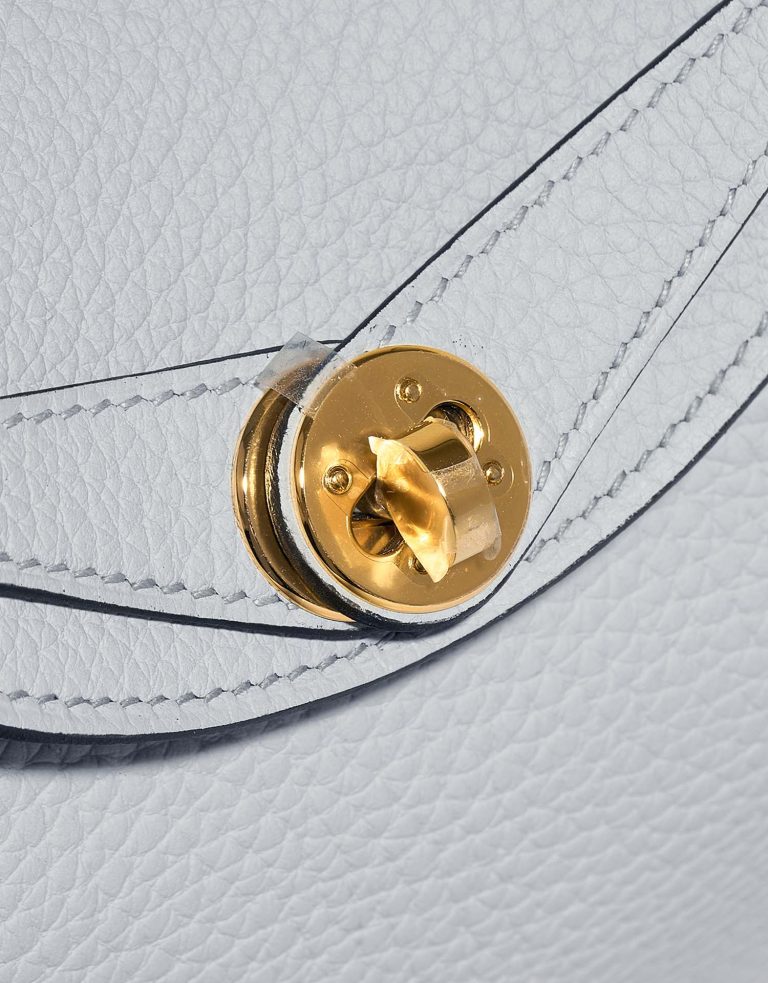 Hermès Lindy Mini BleuPale Closing System  | Sell your designer bag on Saclab.com