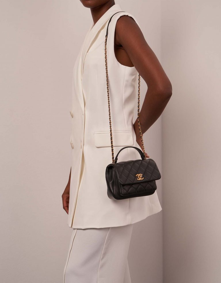 Chanel TimelessHandle Small Black Sizes Worn | Sell your designer bag on Saclab.com