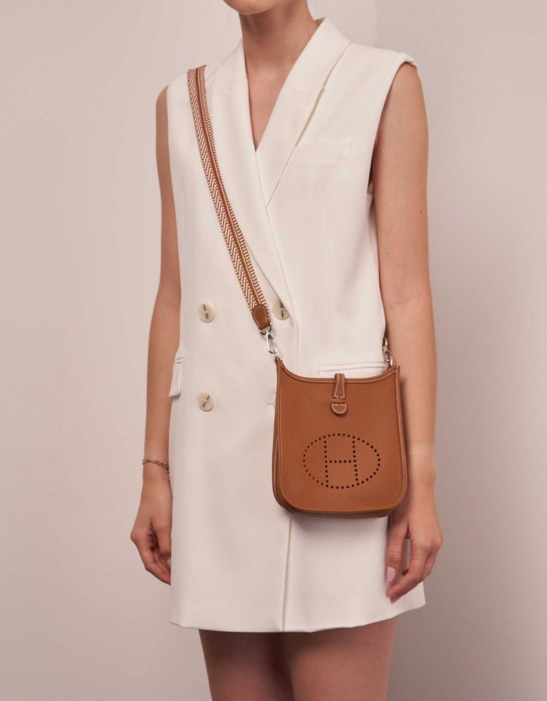 Hermès Evelyne 16 Gold 1M | Sell your designer bag on Saclab.com