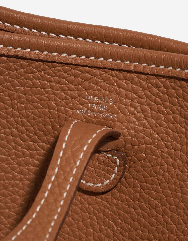 Hermès Evelyne 16 Gold Logo  | Sell your designer bag on Saclab.com
