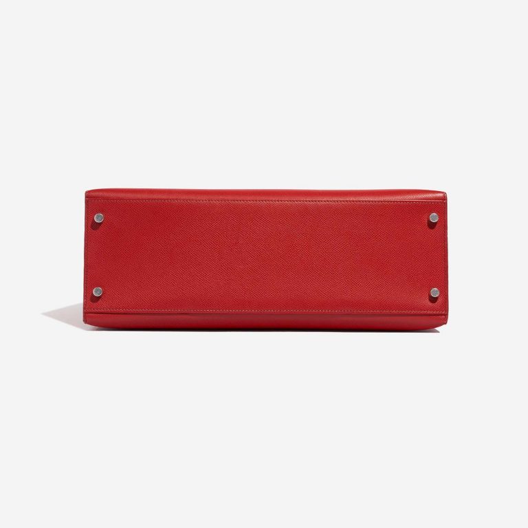 Hermès Kelly 35 RougeCasaque Bottom  | Sell your designer bag on Saclab.com
