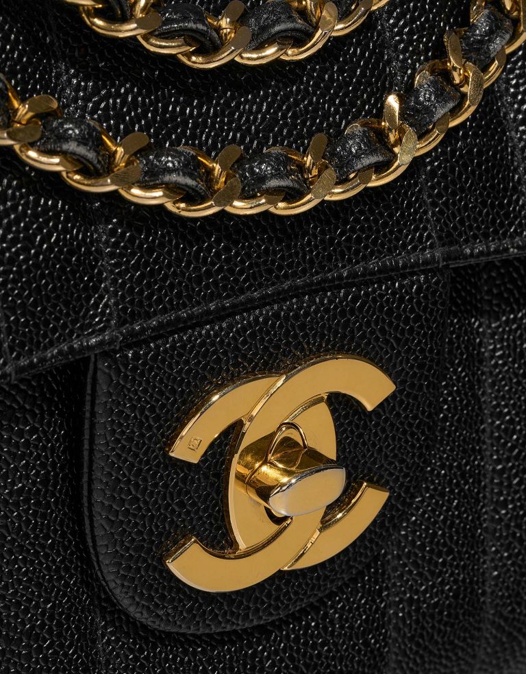 Chanel Timeless Jumbo Black Closing System  | Sell your designer bag on Saclab.com