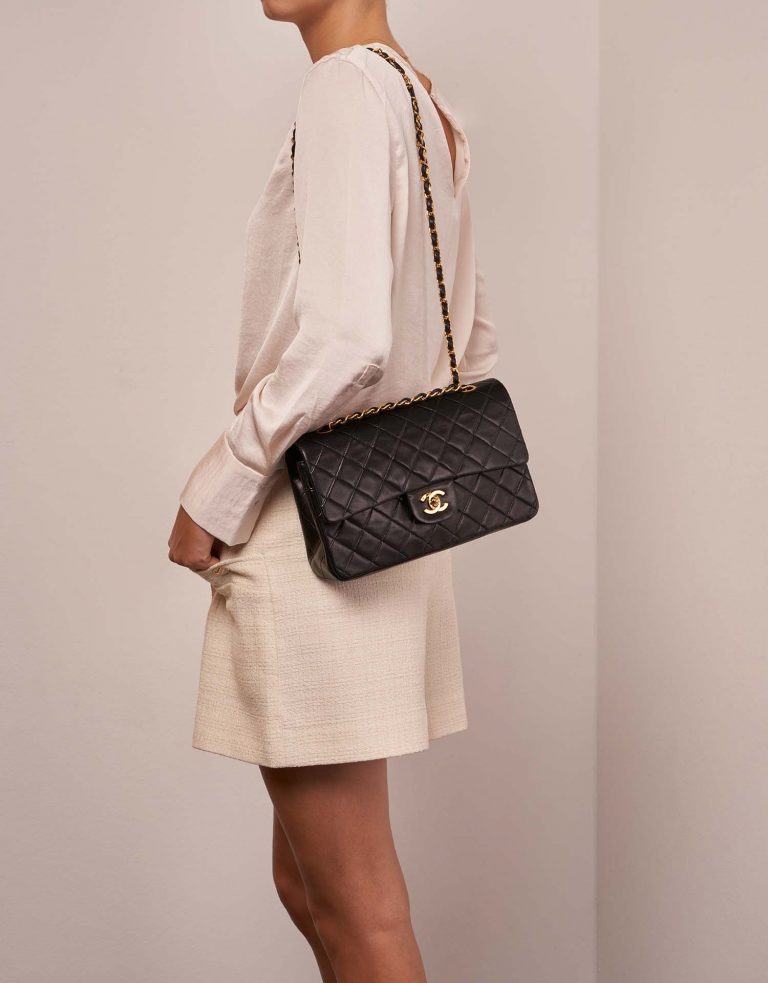 Chanel Timeless Medium Black Sizes Worn | Sell your designer bag on Saclab.com