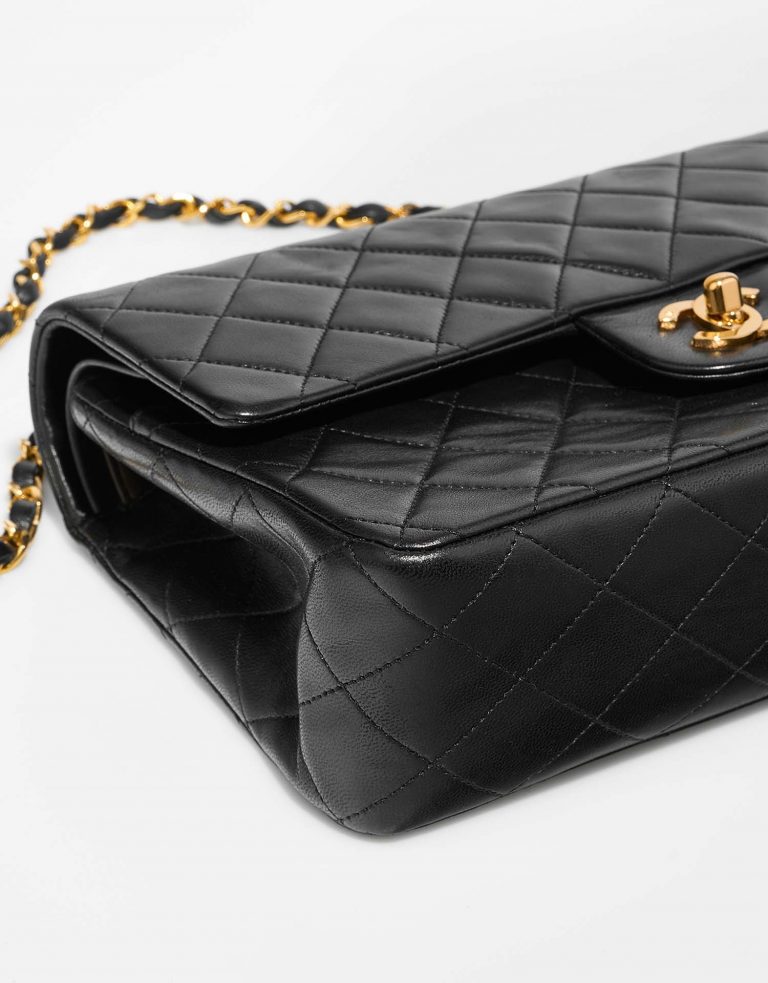 Chanel Timeless Medium Black signs of wear | Sell your designer bag on Saclab.com