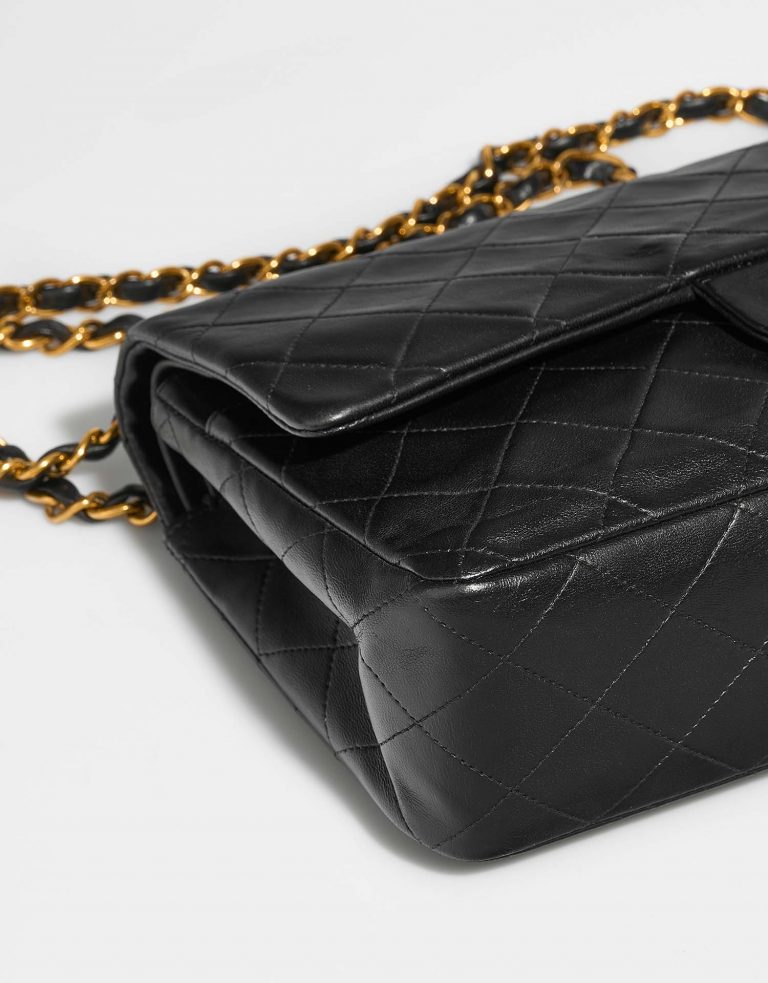 Chanel Timeless Medium Black signs of wear 1 | Sell your designer bag on Saclab.com