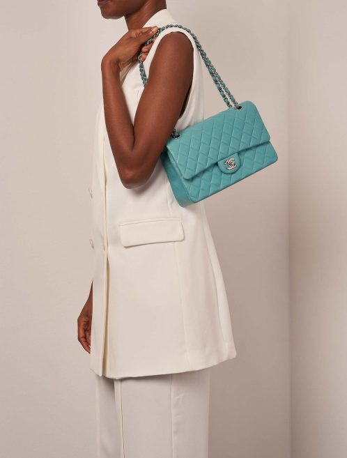 Chanel Timeless Medium Turquoise Sizes Worn | Sell your designer bag on Saclab.com