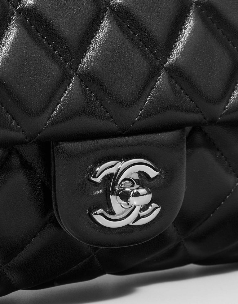 Chanel Timeless Medium Black Closing System  | Sell your designer bag on Saclab.com