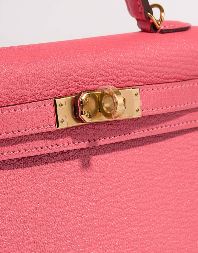 Hermès Kelly Mini RoseAzalée Closing System  | Sell your designer bag on Saclab.com