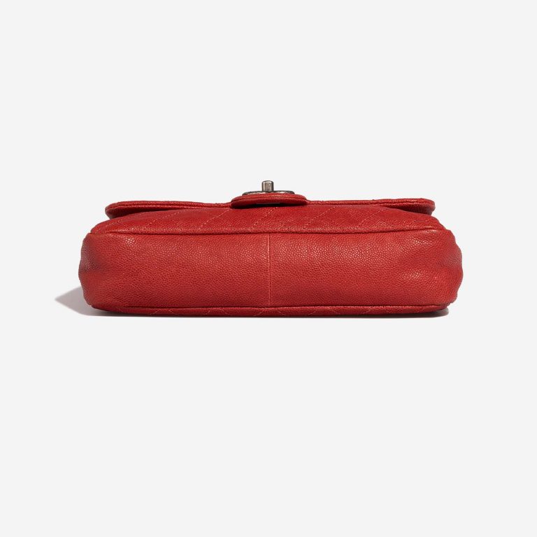 Chanel Timeless Medium Red 8BTM S | Sell your designer bag on Saclab.com