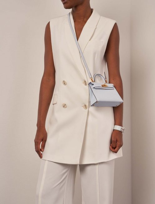 Hermès Kelly Mini BleuBrume Sizes Worn | Sell your designer bag on Saclab.com