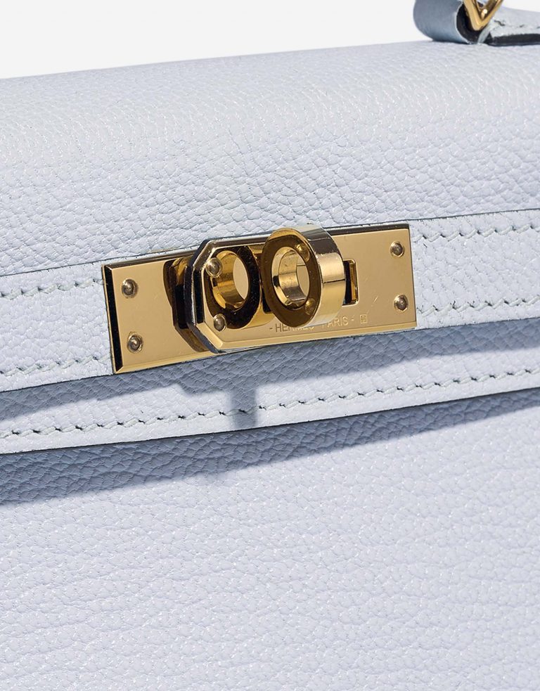 Hermès Kelly Mini BleuBrume Closing System  | Sell your designer bag on Saclab.com