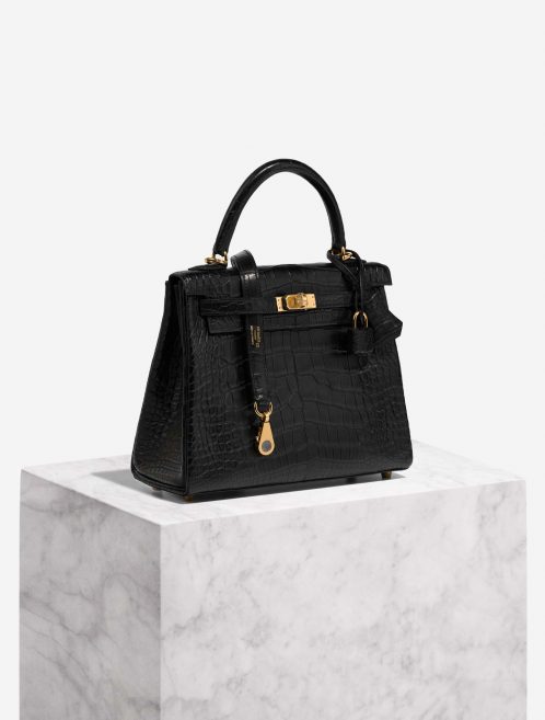 Hermès Kelly 25 Black 0F | Sell your designer bag on Saclab.com