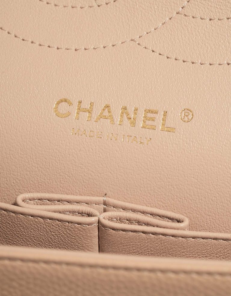 Chanel Timeless Jumbo Beige Logo  | Sell your designer bag on Saclab.com