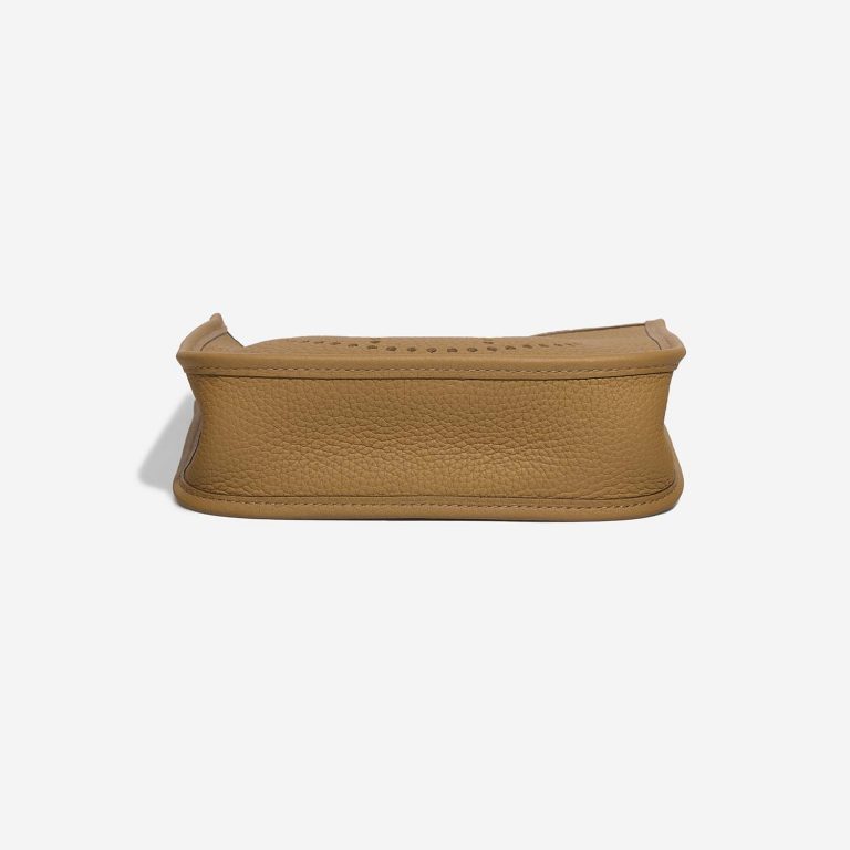 Hermès Evelyne 16 Biscuit Bottom  | Sell your designer bag on Saclab.com