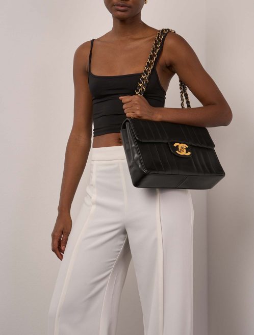 Chanel Timeless Jumbo Black Sizes Worn | Sell your designer bag on Saclab.com