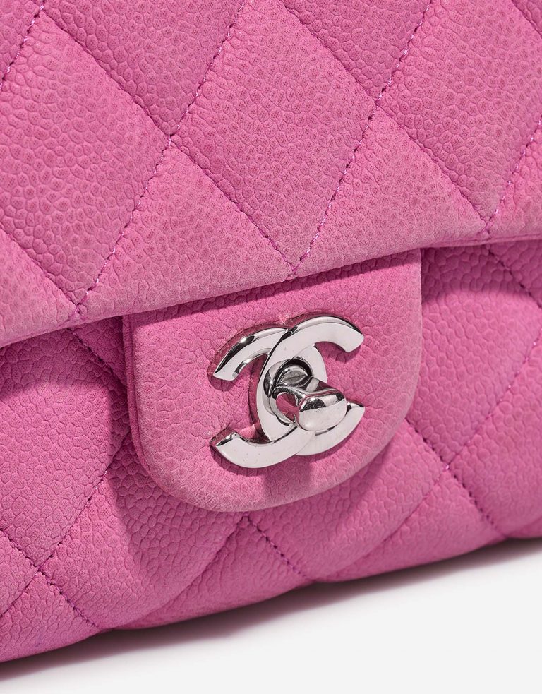 Chanel Timeless Medium Pink Closing System  | Sell your designer bag on Saclab.com
