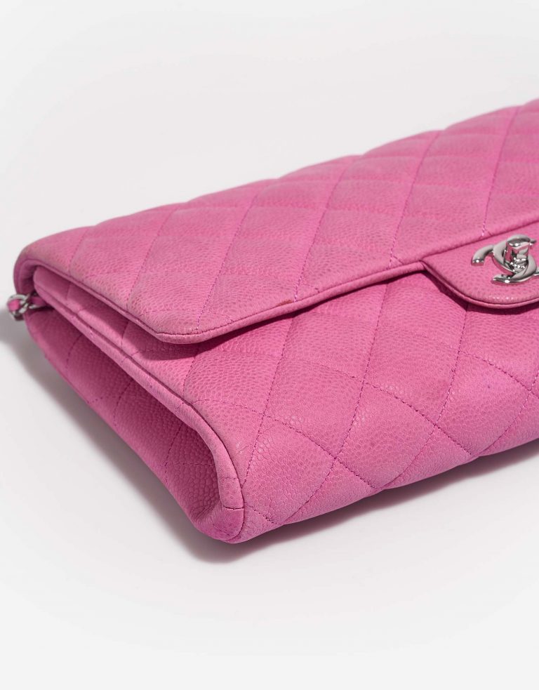 Chanel Timeless Medium Pink signs of wear 1 | Sell your designer bag on Saclab.com