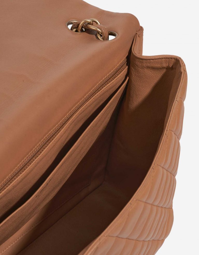 Chanel Timeless Maxi Brown Inside  | Sell your designer bag on Saclab.com