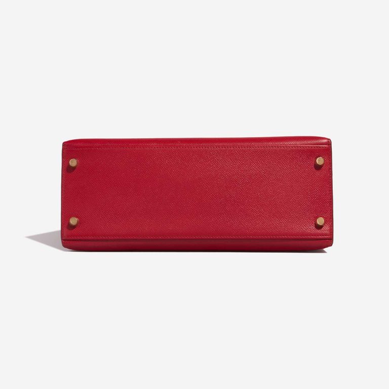 Hermès Kelly 28 RougeVif Bottom  | Sell your designer bag on Saclab.com