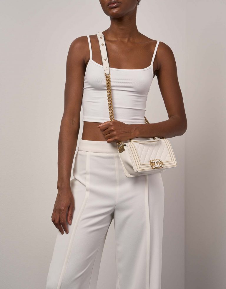 Chanel Boy Small White-Gold Sizes Worn | Sell your designer bag on Saclab.com