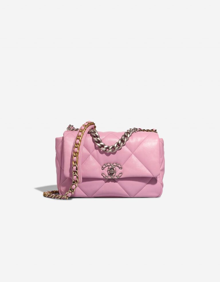 Chanel 19 Flapbag Pink Front  | Sell your designer bag on Saclab.com
