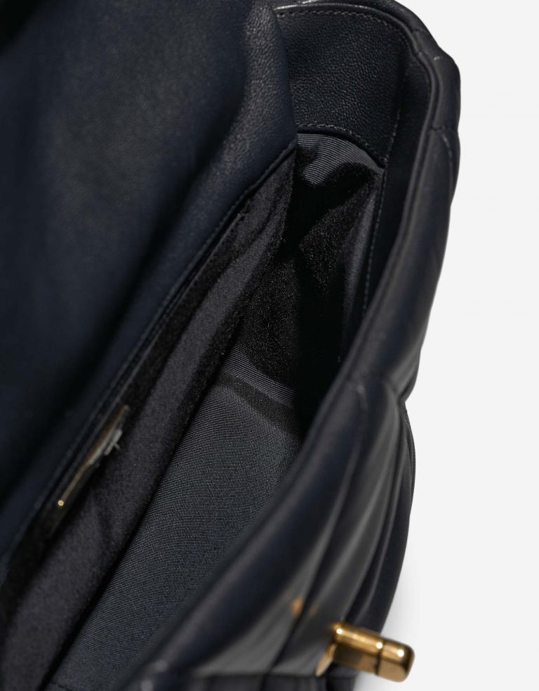 Chanel 19 Large Navy Inside  | Sell your designer bag on Saclab.com