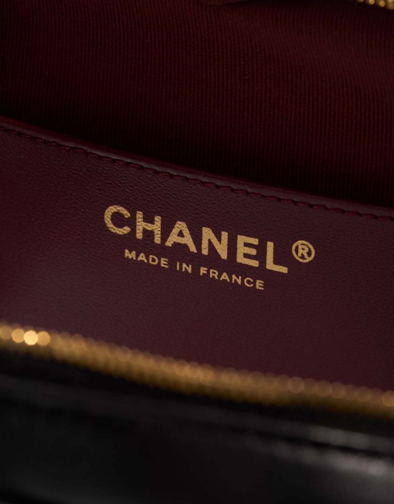 Chanel TimelessHeart Medium Black Logo  | Sell your designer bag on Saclab.com