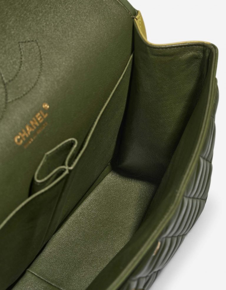 Chanel Timeless Jumbo Green Inside  | Sell your designer bag on Saclab.com
