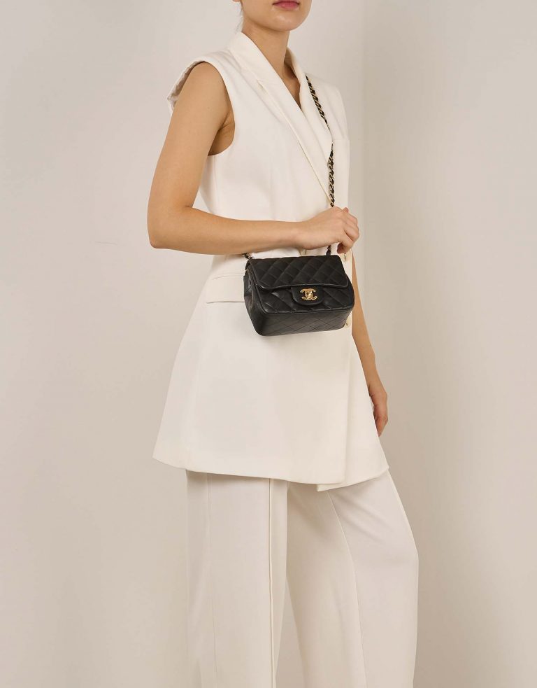 Chanel Timeless MiniSquare Black on Model | Sell your designer bag on Saclab.com