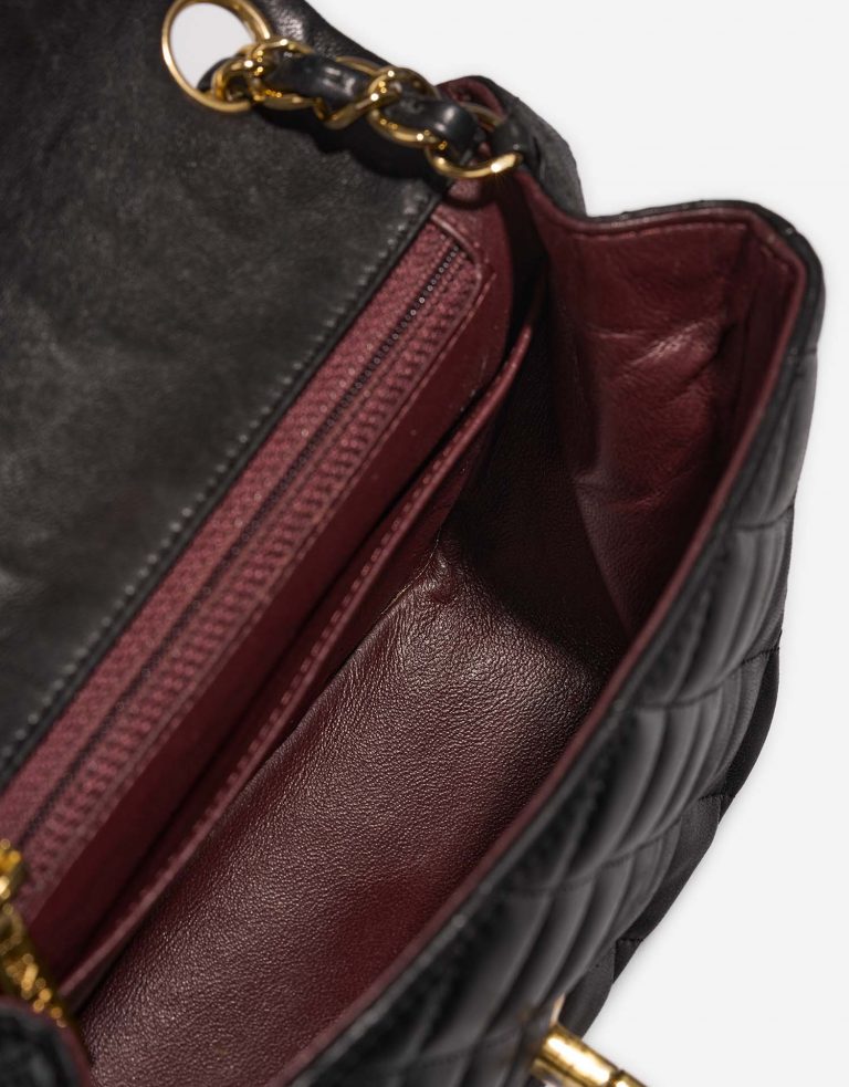 Chanel Timeless MiniSquare Black Inside  | Sell your designer bag on Saclab.com