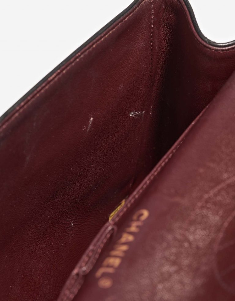 Chanel Timeless Jumbo Black signs of wear | Sell your designer bag on Saclab.com