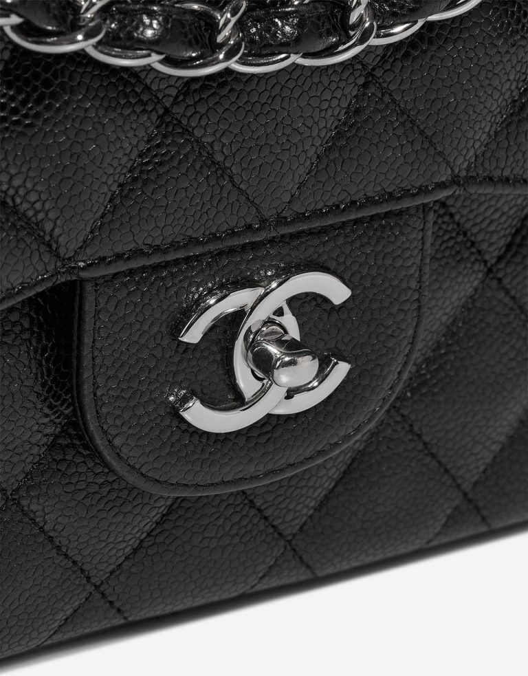 Chanel Timeless Jumbo Black Closing System  | Sell your designer bag on Saclab.com