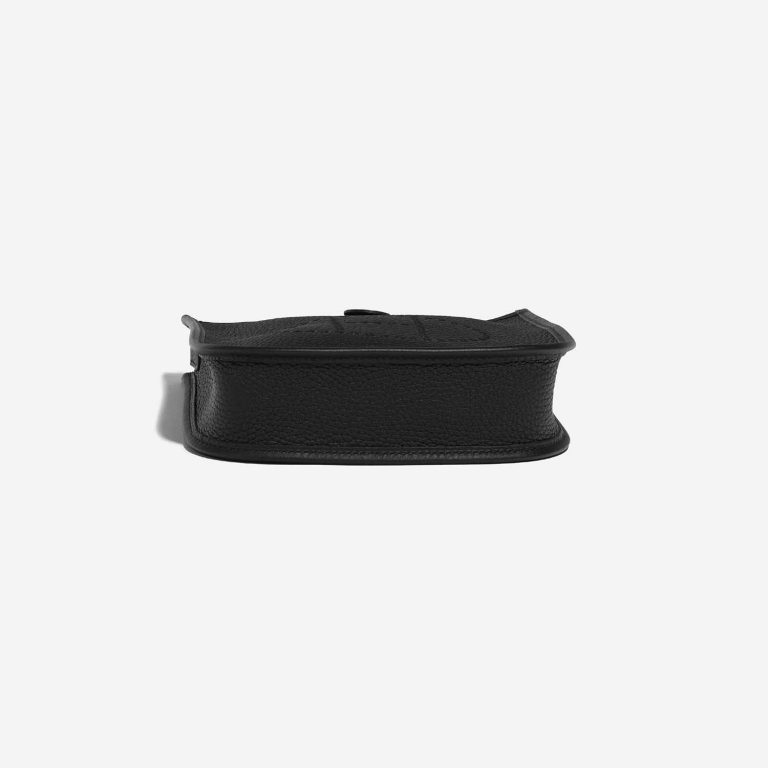 Hermès Evelyne 16 Black Bottom  | Sell your designer bag on Saclab.com