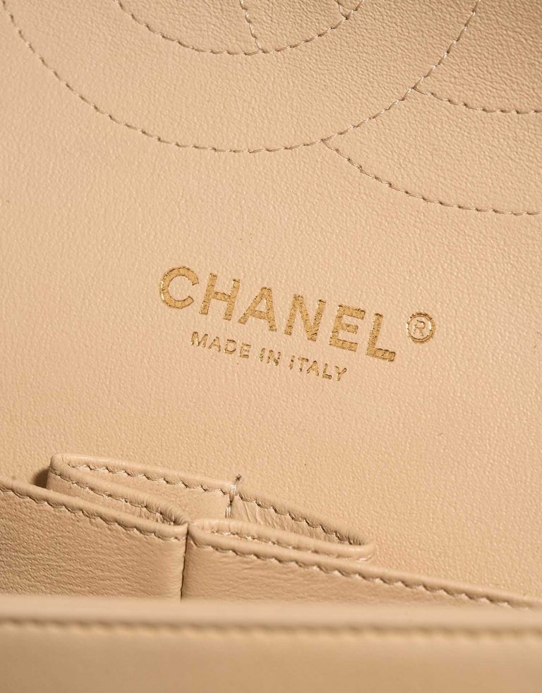 Chanel Timeless Jumbo Beige Logo  | Sell your designer bag on Saclab.com