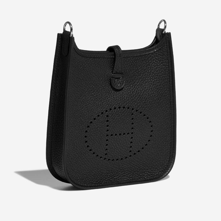Hermès Evelyne 16 Black Side Front  | Sell your designer bag on Saclab.com