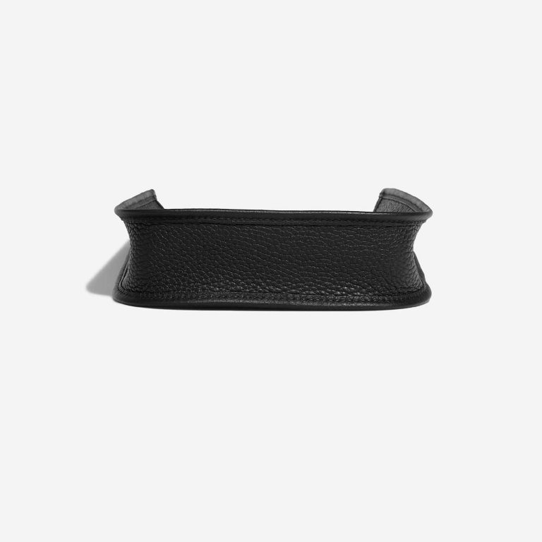 Hermès Evelyne 16 Black Bottom  | Sell your designer bag on Saclab.com
